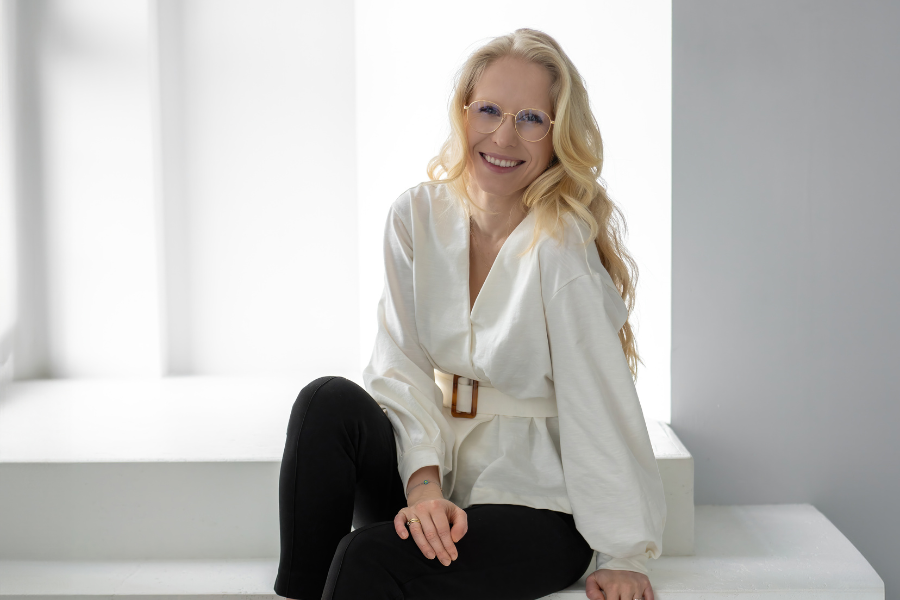 Bardzo polecam!!!Profesjonalna a zarazem pełna empatii z wielkim poczuciem humoru Pani adwokat. Potrafi nie tylko świetnie reprezentować w sądzie ale też tak po ludzku wysłuchać,cierpliwie wszystk (1)